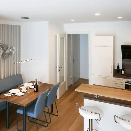 Schwan Apartment *